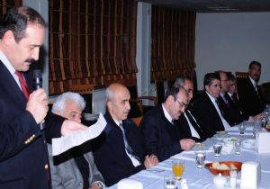 O, gönüllerde taht kurdu